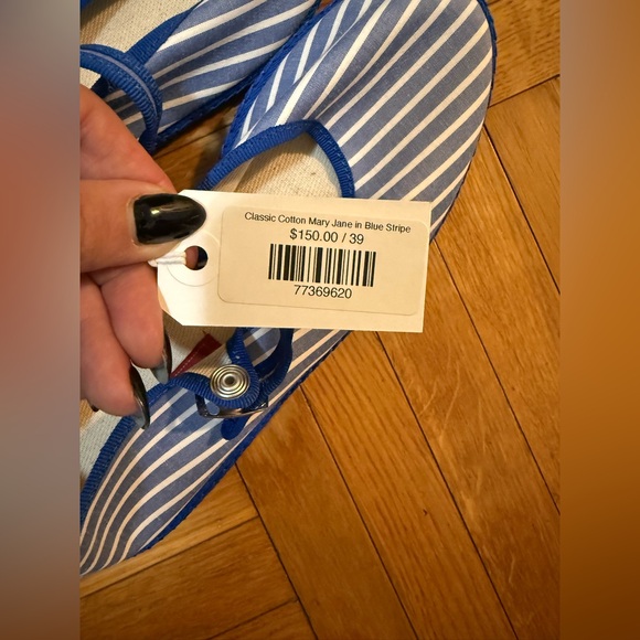 Vibi Venezia Mary Janes - Picture 5 of 5